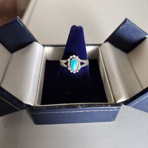 Vintage Navajo Sterling Silver & Turquoise Ring Size 7.5